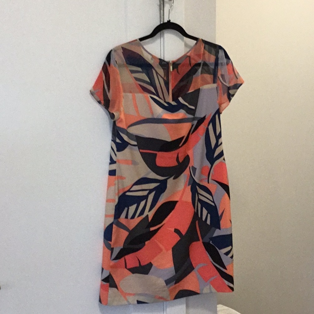 Dress - Picture 3 of 4